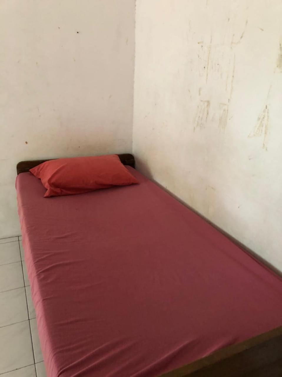 Oyo 90482 Rumah Oma Syariah Kupang  Екстер'єр фото